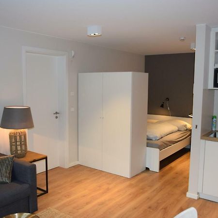 Sehr Schone Kleine Wohnung Elbnahe Mit Guten Parkmoglichkeiten Hamburg Exterior foto